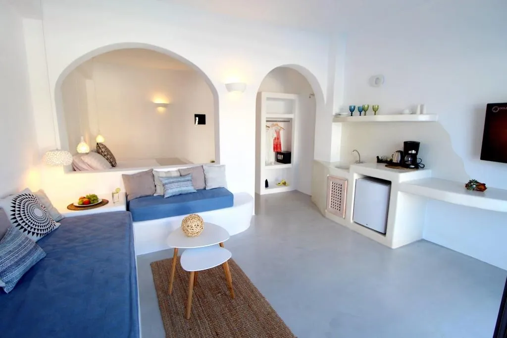 Room, Filira Suites, Santorini