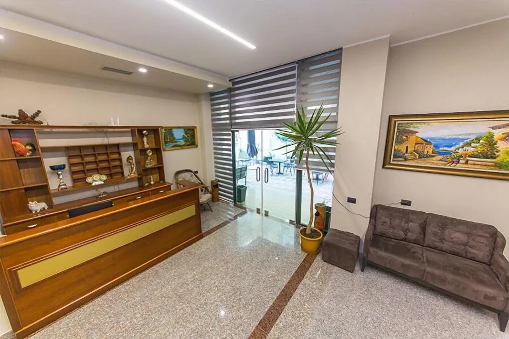Lobby, Western Star Hotel, Durres