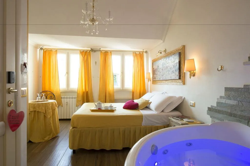 Room, Suites Roma Tiburtina, Rome