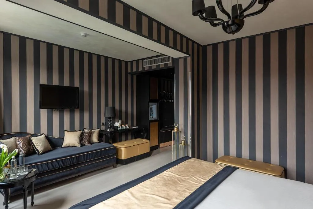 Room, Carnival Palace, Venice