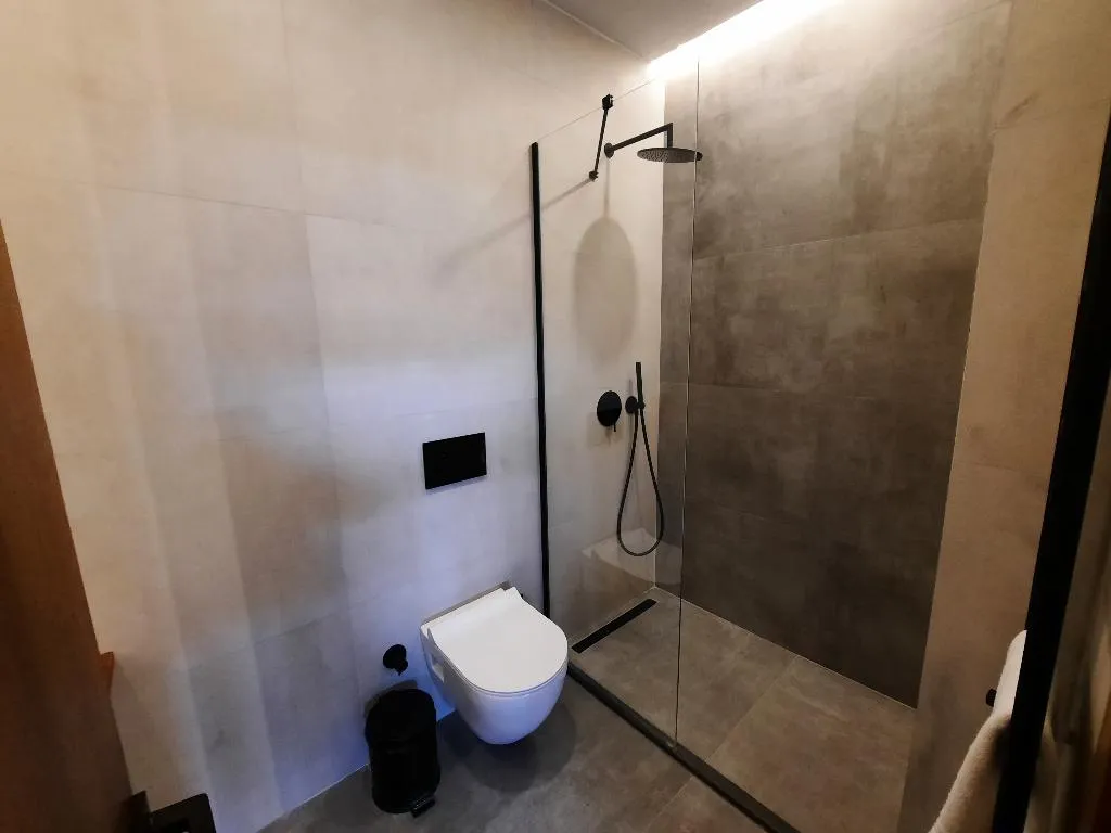SUITE ONE BED Room, The Local House Alacati, Izmir