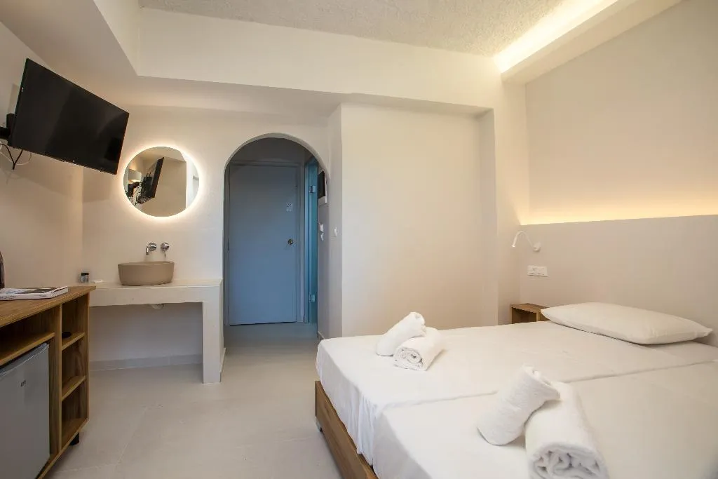 DOUBLE DELUXE Room, Nikos BnB, Rhodes