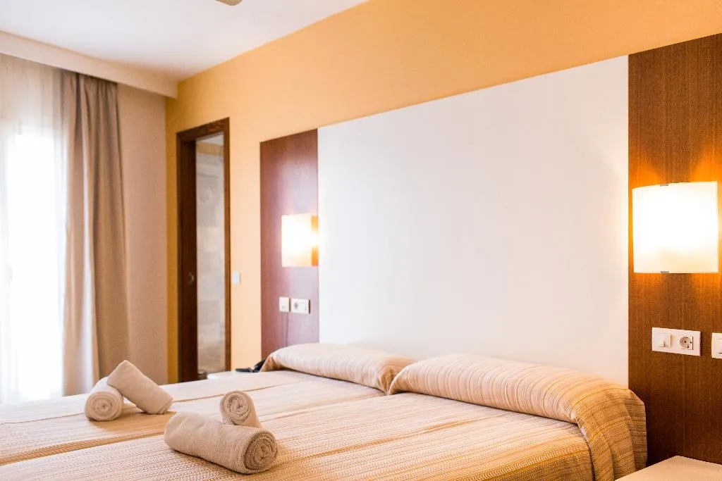 DOUBLE SINGLE USE STANDARD Room, Sagitario Hostal Ciutadella, Menorca