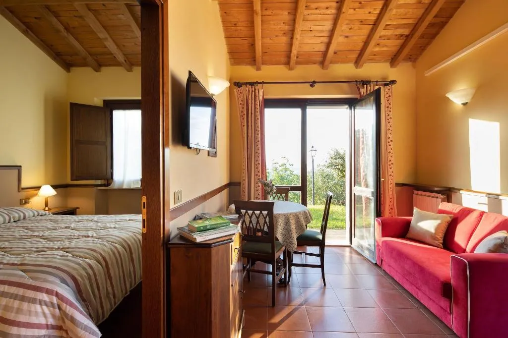 Room, Poggio Degli Olivi, Perugia