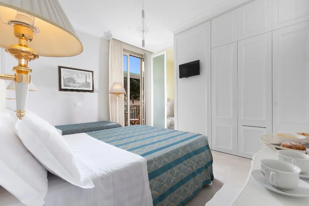 TRIPLE SUPERIOR Room, Ruins B&B, Naples