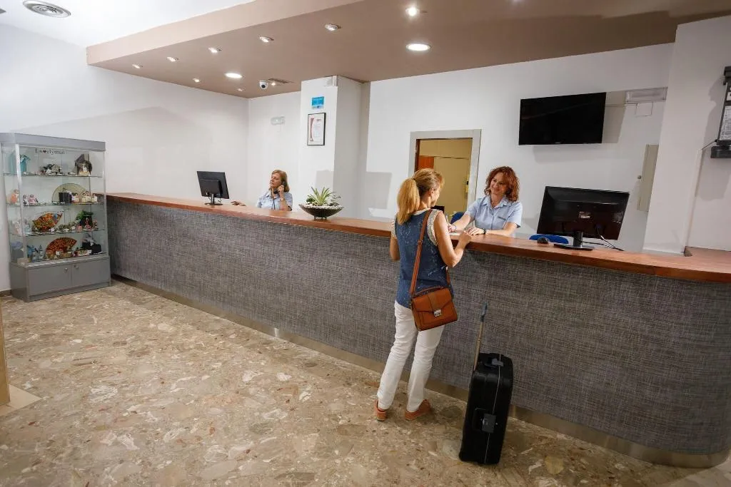 Lobby, Tres Anclas, Valencia