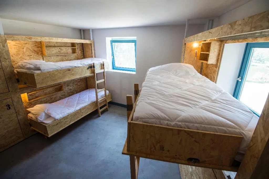 Bed in dormitory CAPACITY 6 ONE BEDROOM Room, Hostel des Arts, Porto