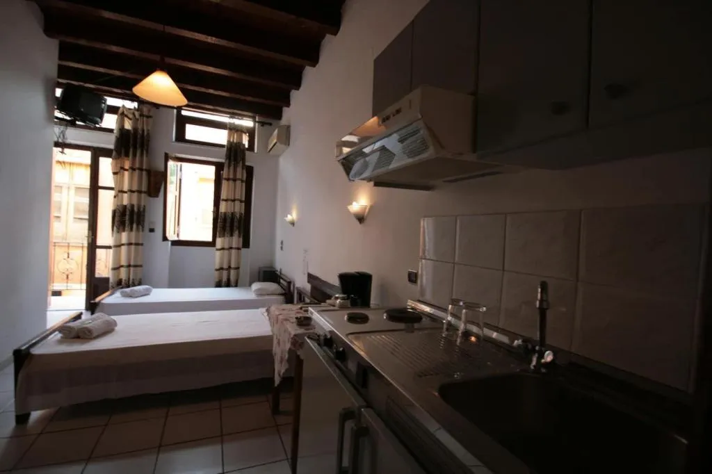 Room, Chania Rooms, Crete