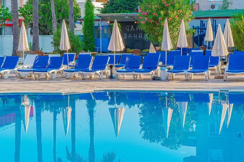Pool, Grand Bahama Beach Hotel, Antalya