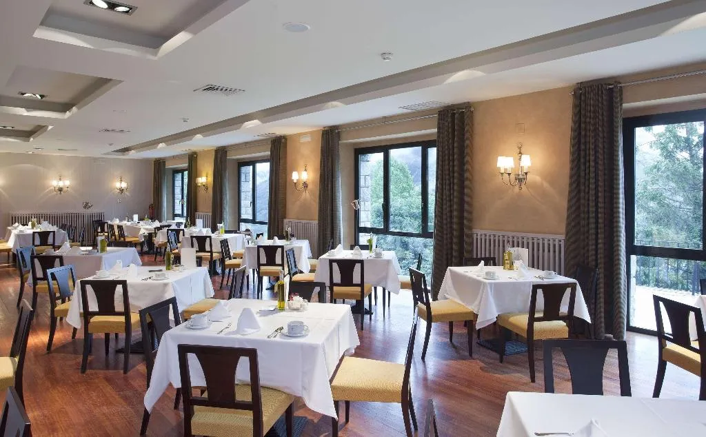 Restaurant, Parador de Vielha, Costa Brava
