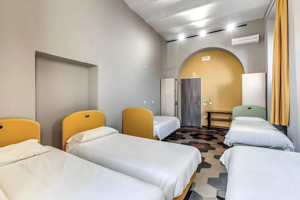 Bed in dormitory FEMALE ROOM Room, Borgo Ripa Urban Travel, Rome