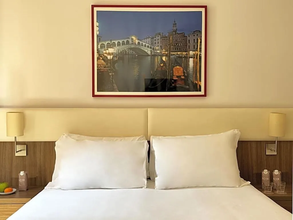 TRIPLE STANDARD Room, Hotel Il Moro di Venezia, Venice