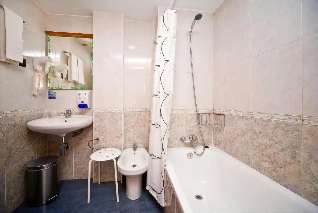 DOUBLE STANDARD Room, Sant Pere II Hotel, Barcelona