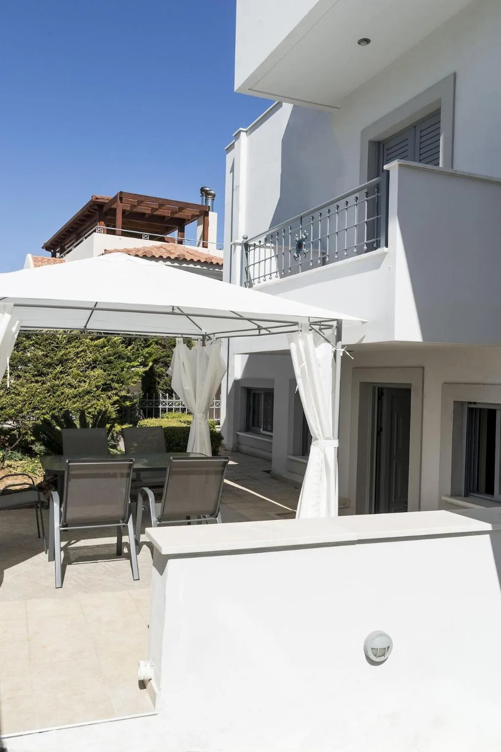 Room, Villa d'Irene - near Athens airport, 200 meters fr, Athens