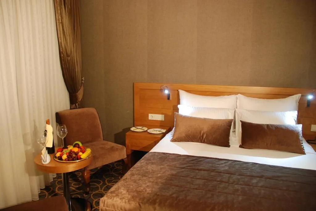 DOUBLE STANDARD Room, Volley Hotel, Izmir