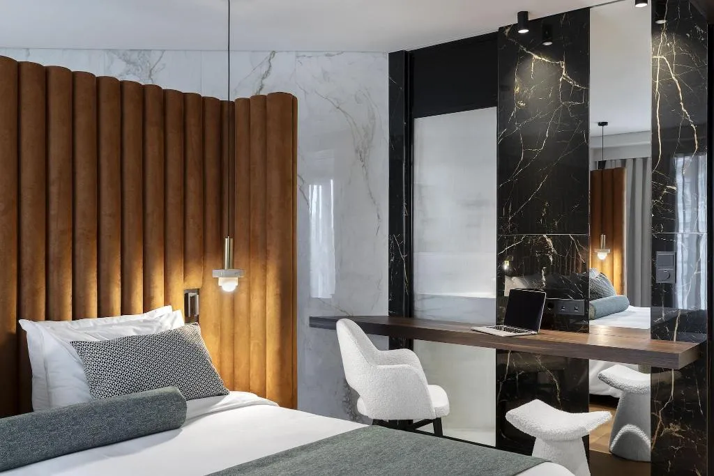 TWIN STANDARD Room, Stanley, Athens