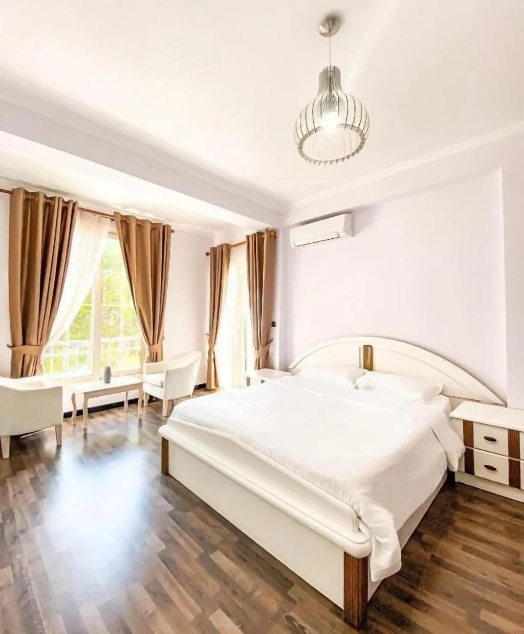 Room, Hotel Majestic, Durres