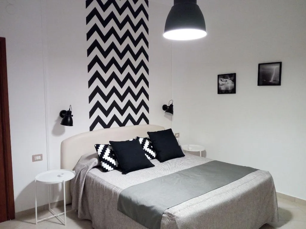 Room, Mini Hotel, Naples