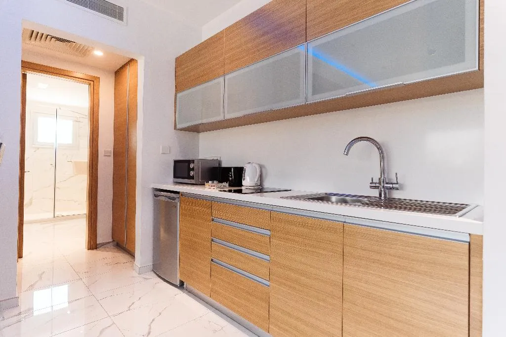 SUITE EXECUTIVE MOUNTAIN VIEW Room, Vrachia Beach Hotel & Suites - Adults Only, Cyprus