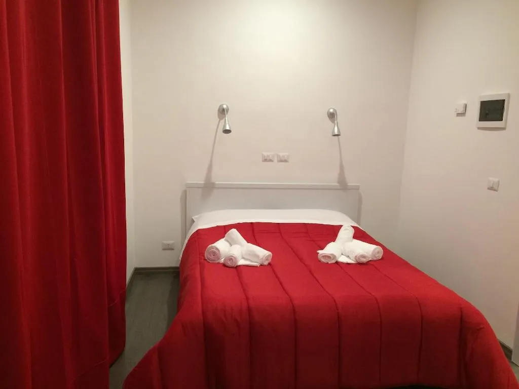 Room, The Roma House, Naples