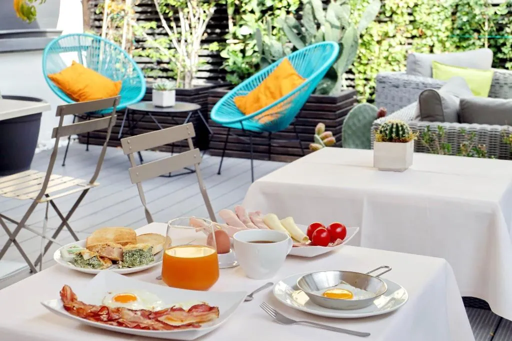 Restaurant, Vico Rooms And Terrace, Rome