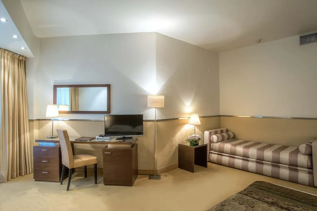 TRIPLE STANDARD Room, Mini Palace Hotel, Rome