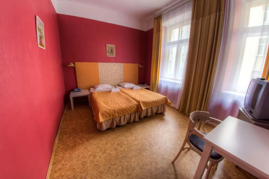 Room, Viktorija Hotel, Riga