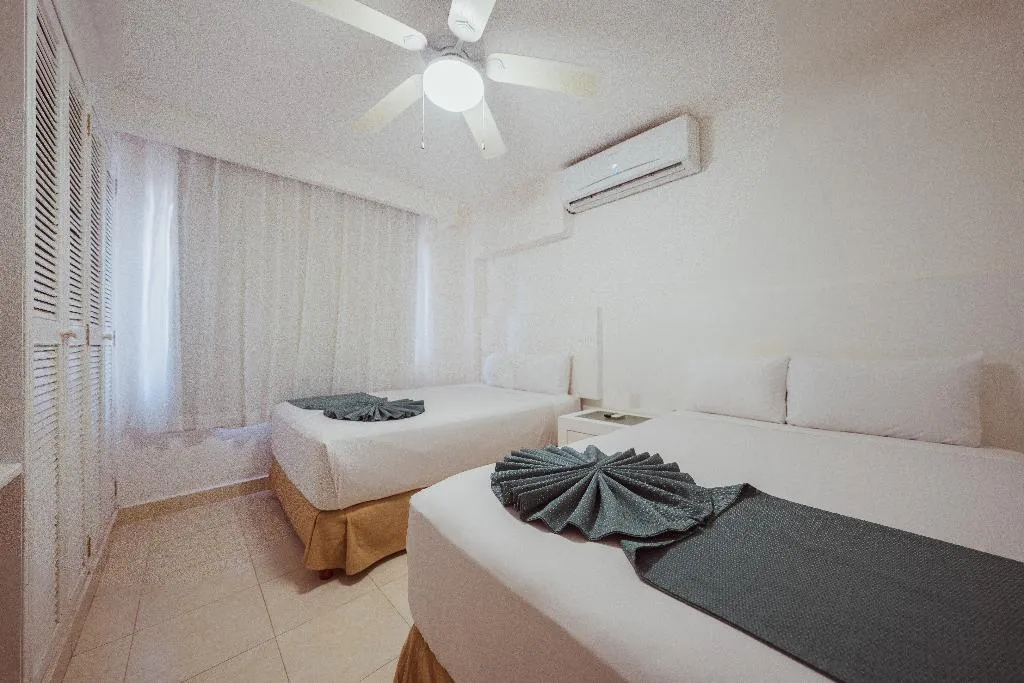 FAMILY ROOM GARDEN VIEW TWO BEDROOMS Room, All Ritmo Cancun Resort & Water Park, Cancun Area