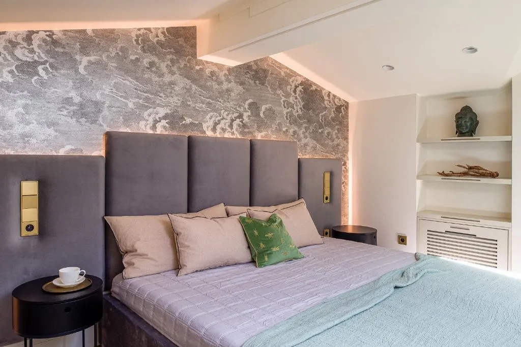 APARTMENT FOUR BEDROOMS TWO BATHROOMS Room, Art Boutique ApartHotel, Krakow