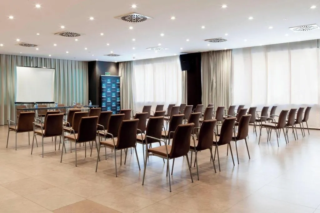 Conferences, AC Elda, Costa Blanca