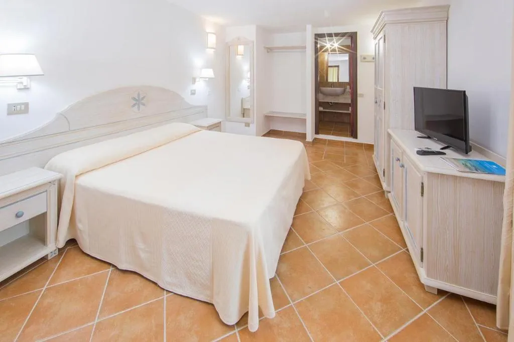 DOUBLE SINGLE USE WITH BALCONY Room, Colonna Beach Hotel Marinella, Olbia