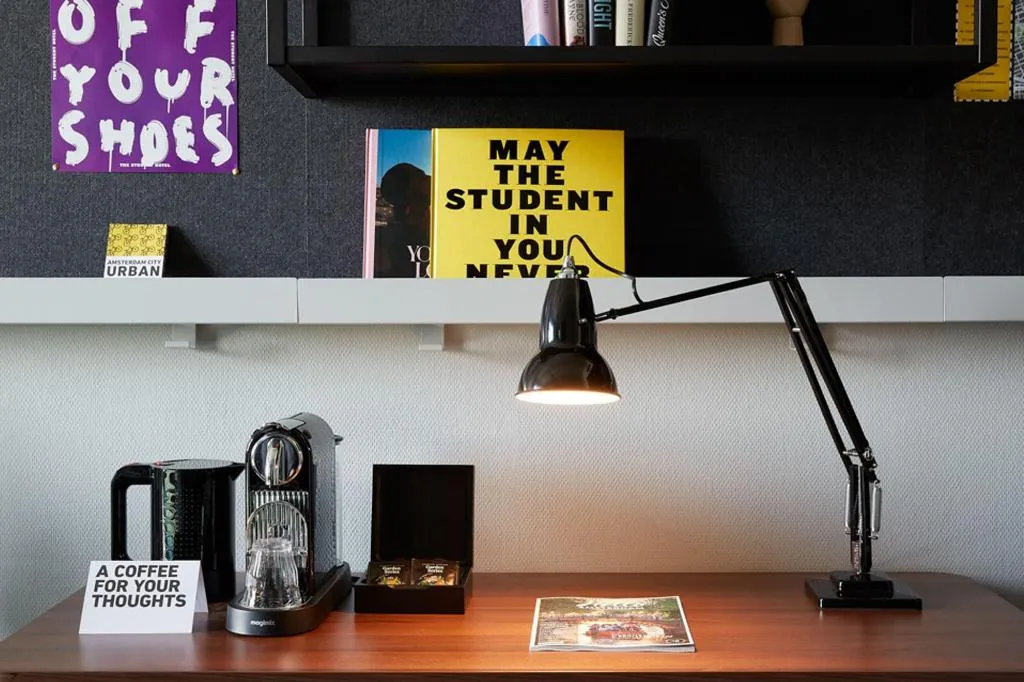 Room, The Social Hub Amsterdam City, Amsterdam