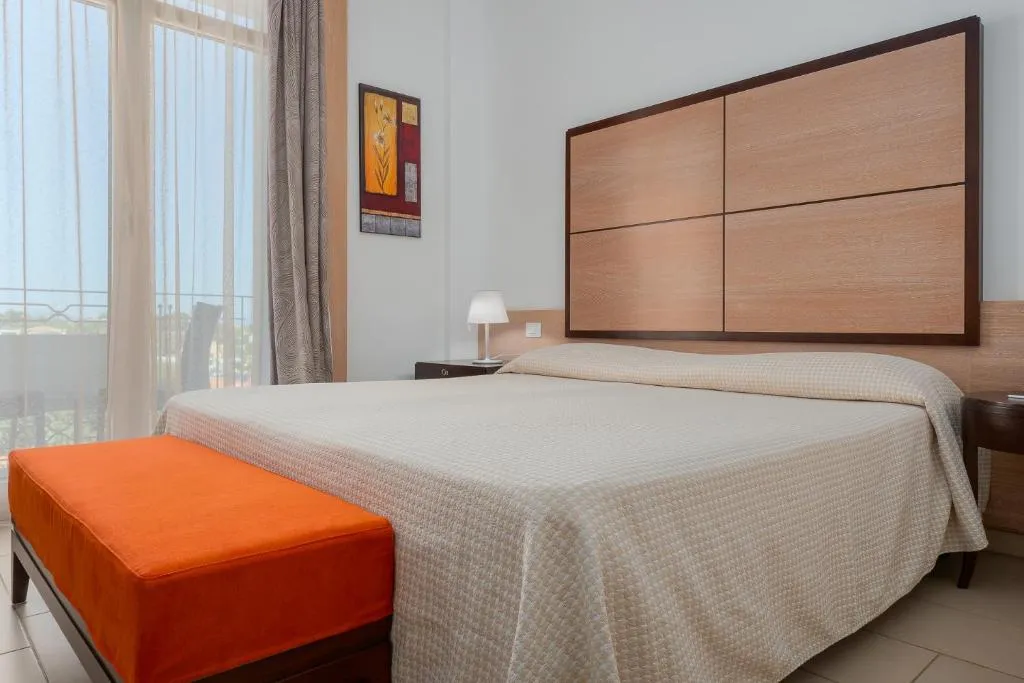 Room, The Pelican Beach Resort & Spa - Adults Only, Olbia