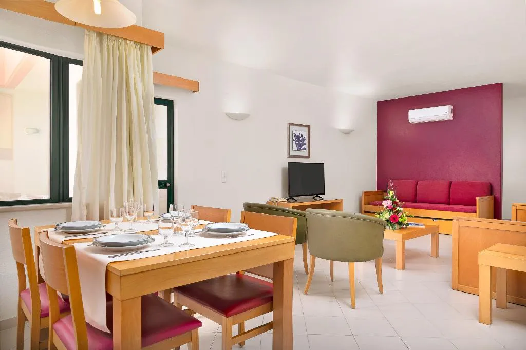 APARTMENT ONE BEDROOM Room, Grand Muthu Forte da Oura, Algarve