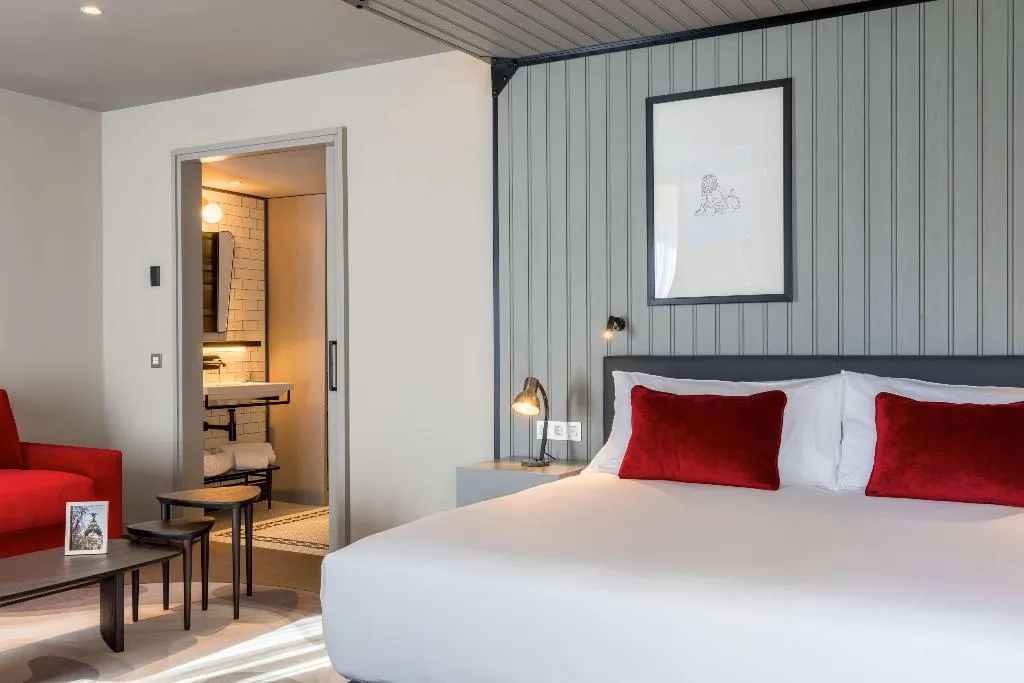 Room, Canopy by Hilton Madrid Castellana, Madrid