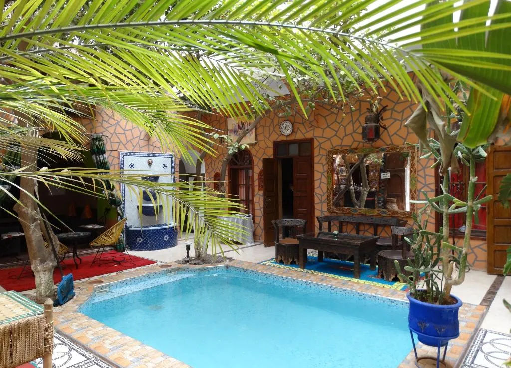 TRIPLE ONE BEDROOM ONE BATHROOM Room, Riad Dar El Bacha, Marrakech