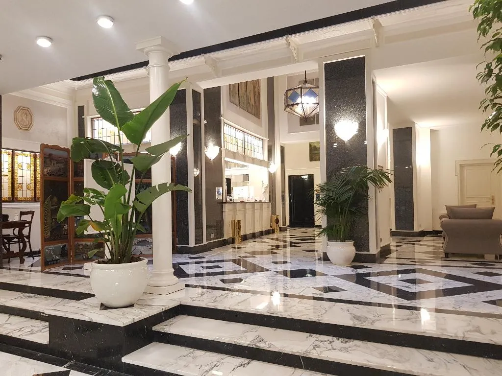 Lobby, Berchielli, Florence