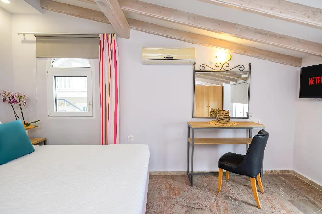 STUDIO STANDARD Room, Korina Apart Hotel, Corfu