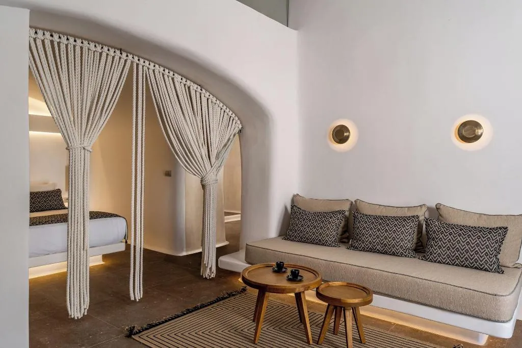 Room, Victoria Caves, Santorini