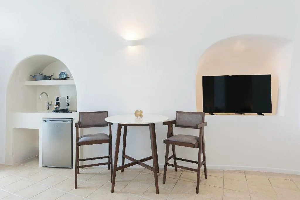 Room, Nevma Suites, Santorini