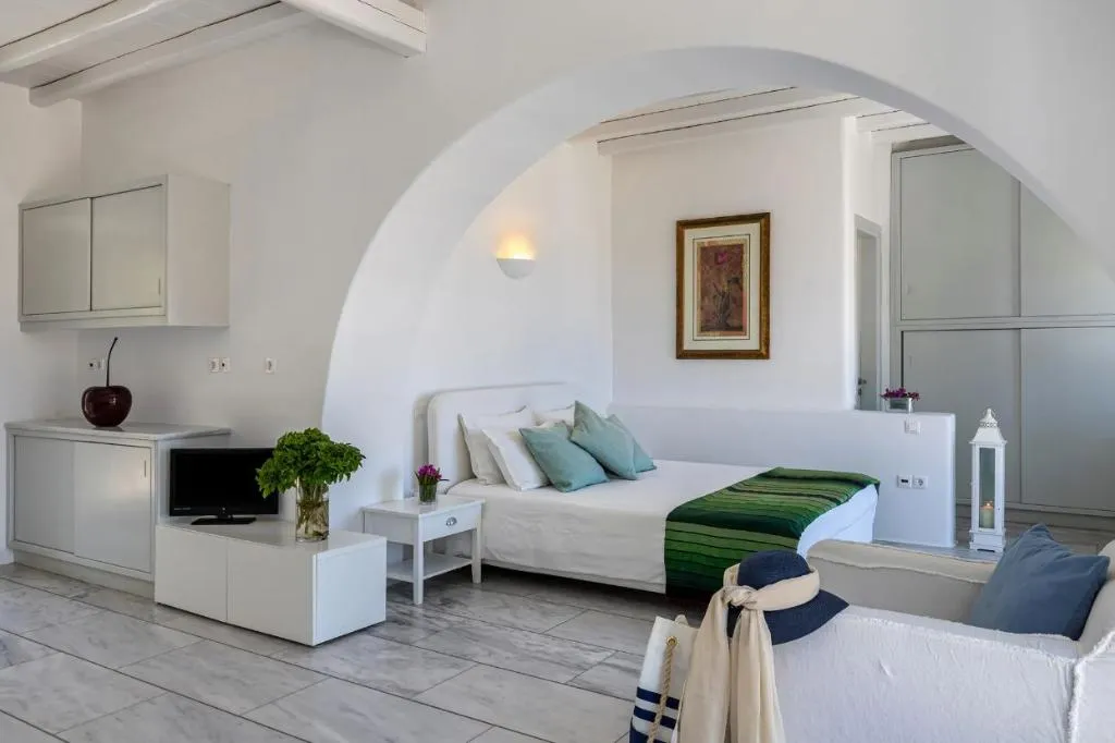 JUNIOR SUITE CAPACITY 2 Room, Olia Hotel, Mykonos