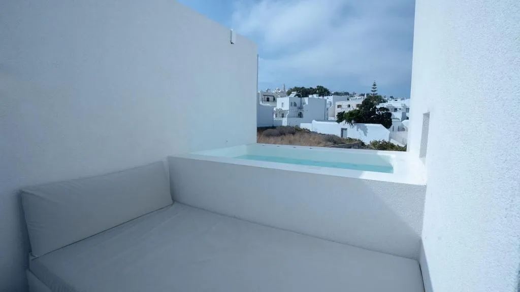 Room, Neo Luxury Suites, Santorini