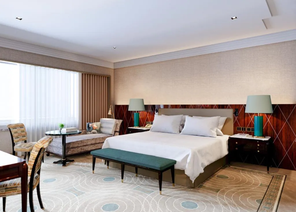 DOUBLE SUPERIOR CITY VIEW Room, Four Seasons Hotel Ritz Lisbon, Lisbon