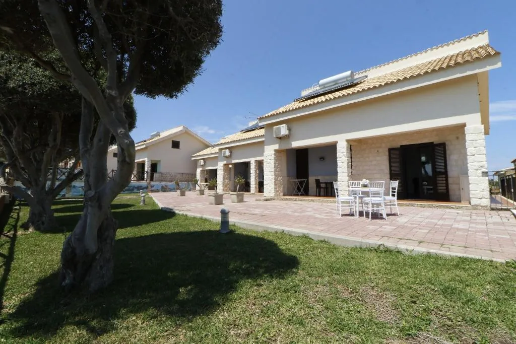 Terrace, Hotel Residence Capo Campolato, Catania