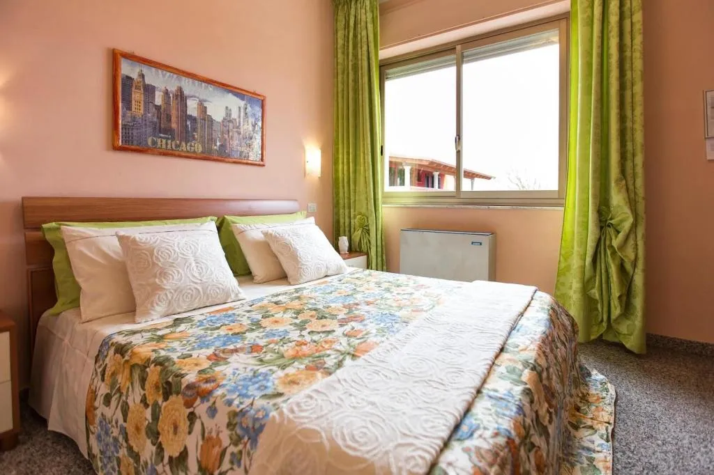 Room, Il Sole, Cagliari