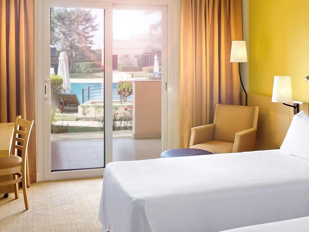 DOUBLE SUPERIOR Room, Novotel Cairo 6th Of October, Cairo