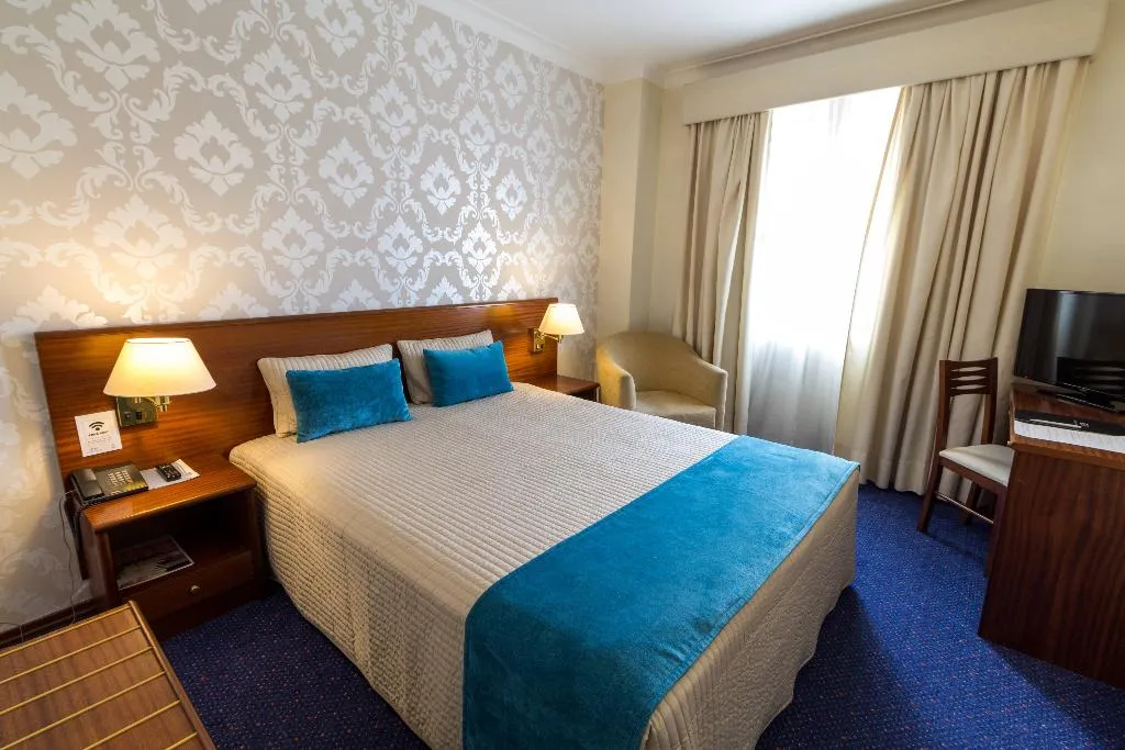 DOUBLE STANDARD Room, Eurosol Gouveia, Porto