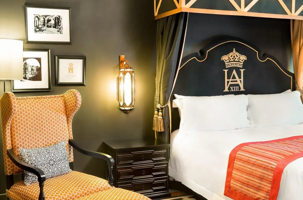 Room, Alfonso XIII, Seville