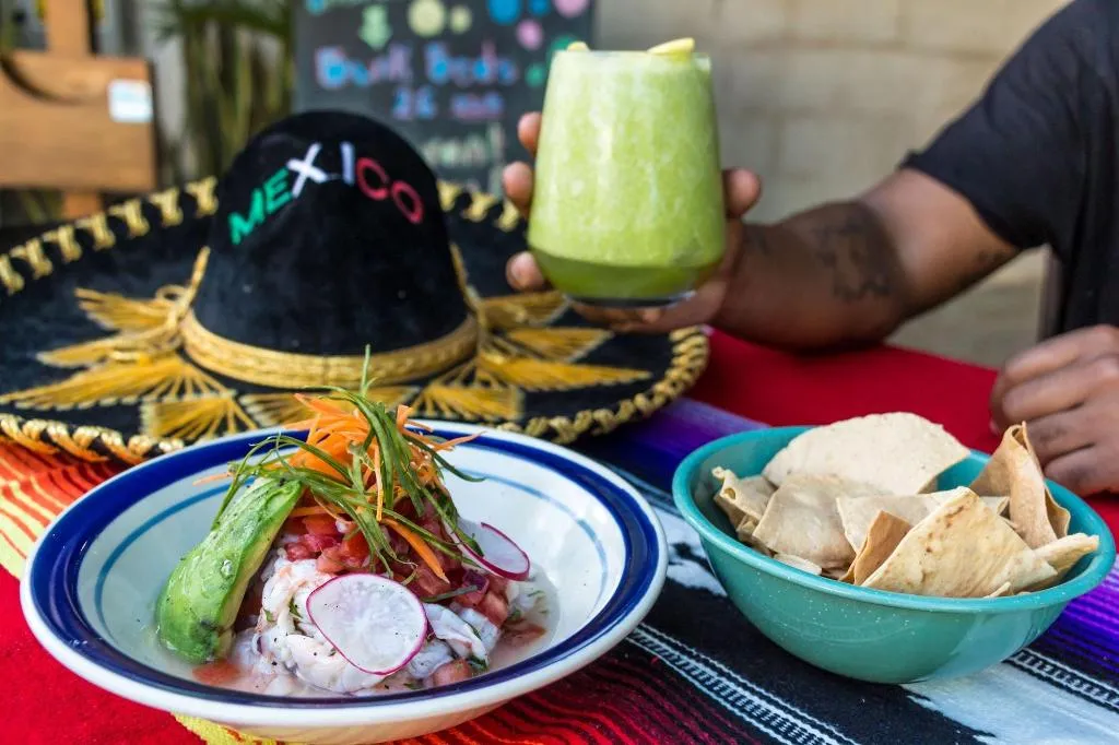 Restaurant, oOstel Smart Hostel - Tulum Playa, Cancun Area