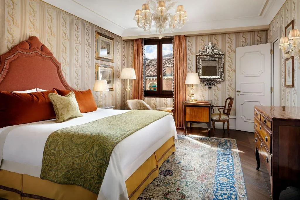 Room, The Gritti Palace, a Luxury Collection Hotel, Venice